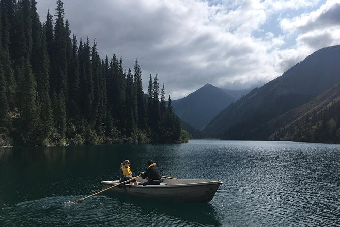 Kolsai and Kaindy lakes, via Charyn canyon. Private Day Tour from Almaty - 5 a.m. pickup and the reality of an ~16-hour schedule