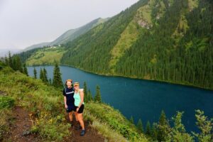 Private tour from Almaty Charyn canyon on Comfortable SUV - Getting out of Almaty: the 8:00 am start and long-day pacing