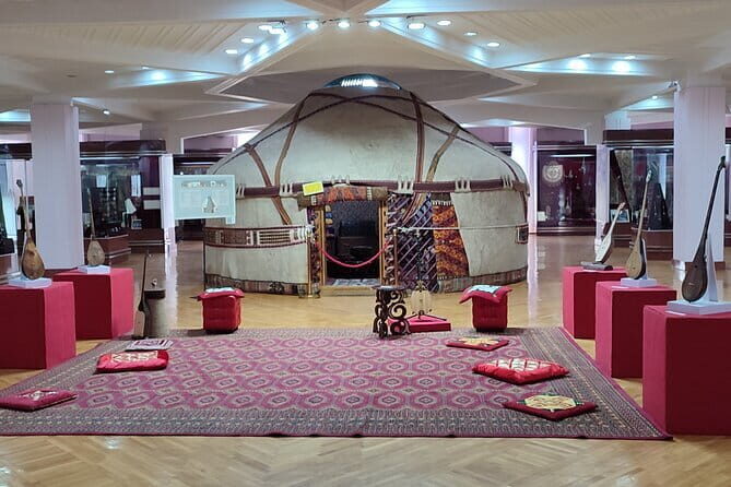 VIP Shymbulak, Alma-Arasan, Central Mosque & Cathedral ChurchTour - Food strategy: lunch is on you, so plan a simple game plan
